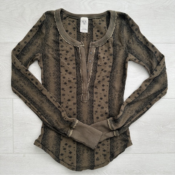 Free People Thermal Henley Top in Olive Green and Black - Picture 2 of 14